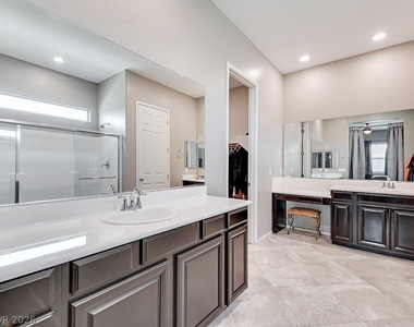 726 Orange Plume Walk - Photo Thumbnail 25