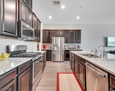 726 Orange Plume Walk - Photo Thumbnail 10