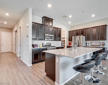 726 Orange Plume Walk - Photo Thumbnail 9