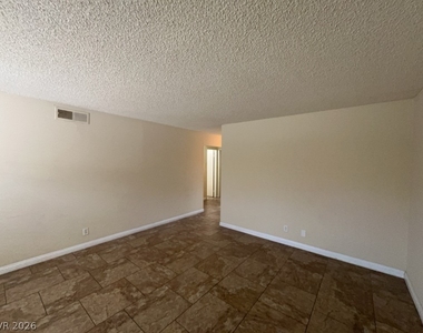 2658 Kline Circle - Photo Thumbnail 3