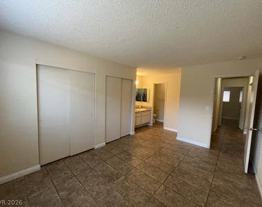 2658 Kline Circle - Photo Thumbnail 9