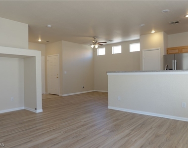 5258 Cedar Bridge Court - Photo Thumbnail 4