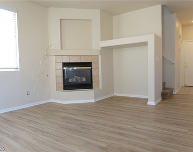 5258 Cedar Bridge Court - Photo Thumbnail 3
