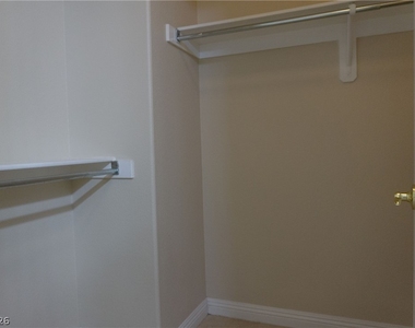 5258 Cedar Bridge Court - Photo Thumbnail 25