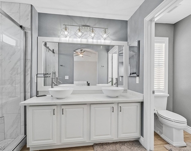 1464 Amitola Avenue - Photo Thumbnail 14