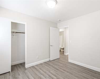 183 White Butte Street - Photo Thumbnail 7