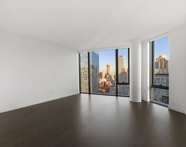 645 West 59th Street - Photo Thumbnail 9
