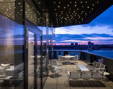 645 West 59th Street - Photo Thumbnail 18