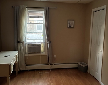 1304 Monroe Street - Photo Thumbnail 1