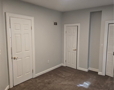 108 Vassar Street - Photo Thumbnail 13