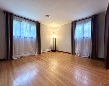 5302 Vista Avenue - Photo Thumbnail 11