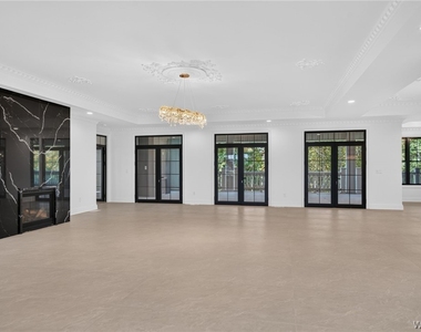 5520 Serenity Court - Photo Thumbnail 8