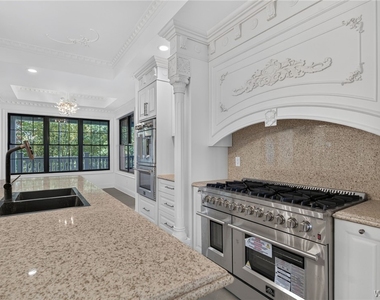 5520 Serenity Court - Photo Thumbnail 15