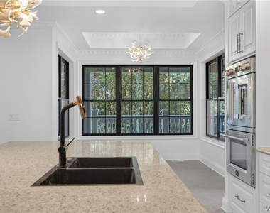 5520 Serenity Court - Photo Thumbnail 14