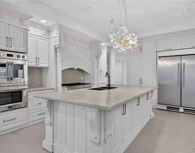 5520 Serenity Court - Photo Thumbnail 13
