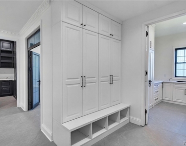 5520 Serenity Court - Photo Thumbnail 24