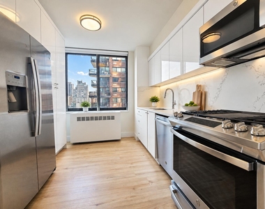 1735 York Avenue - Photo Thumbnail 2