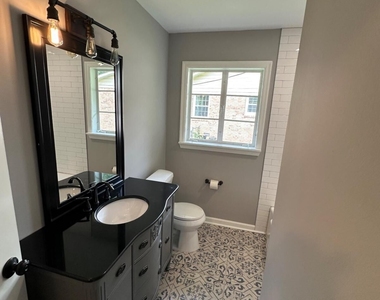 287 Brookwood Drive Sw - Photo Thumbnail 4