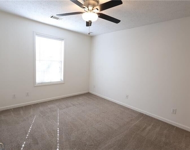 2722 Highland Ridge Nw - Photo Thumbnail 17