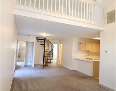 2722 Highland Ridge Nw - Photo Thumbnail 2