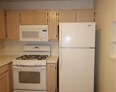 2722 Highland Ridge Nw - Photo Thumbnail 8