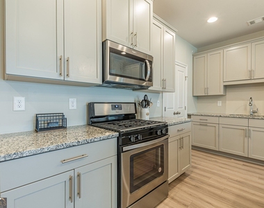 1959 Summit Trace Nw - Photo Thumbnail 11