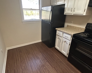2505 W Broad Street - Photo Thumbnail 5