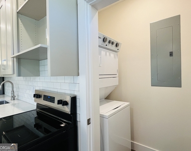 105 Gardenia Lane - Photo Thumbnail 9