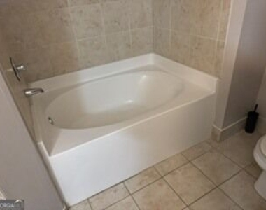 870 Mayson Turner Road Nw - Photo Thumbnail 7