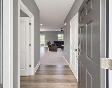 261 Mccall Way - Photo Thumbnail 1