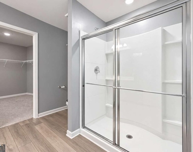 261 Mccall Way - Photo Thumbnail 9