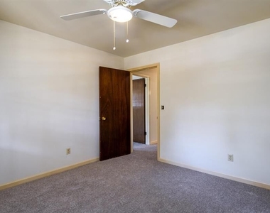 462 Emily Drive Sw - Photo Thumbnail 25