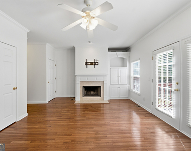 1803 Mason Creek Circle - Photo Thumbnail 9
