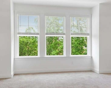 6603 Beacon Drive - Photo Thumbnail 28