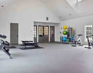 6603 Beacon Drive - Photo Thumbnail 45