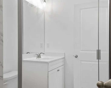 6603 Beacon Drive - Photo Thumbnail 7
