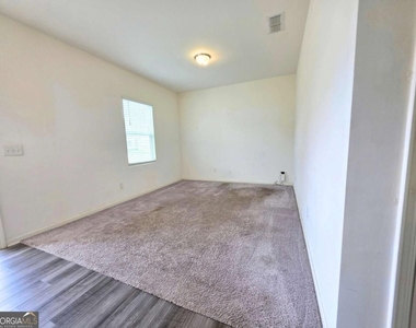 65 Knightsbridge Lane - Photo Thumbnail 5