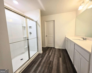 65 Knightsbridge Lane - Photo Thumbnail 17
