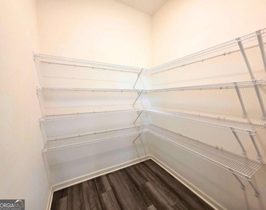 65 Knightsbridge Lane - Photo Thumbnail 12