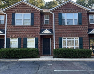 637 Huntington Road - Photo Thumbnail 1