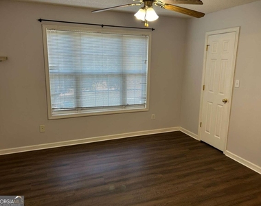637 Huntington Road - Photo Thumbnail 20