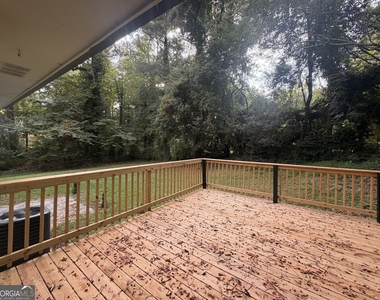 7367 Rountree Drive - Photo Thumbnail 9
