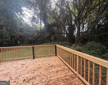 7367 Rountree Drive - Photo Thumbnail 11