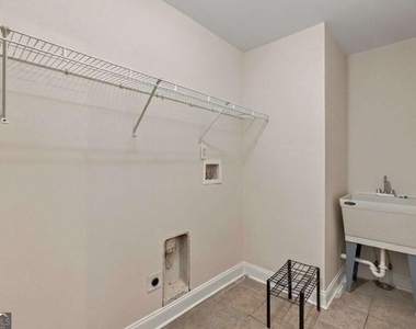 6031 Burnt Hickory Trail - Photo Thumbnail 29