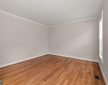 6031 Burnt Hickory Trail - Photo Thumbnail 6