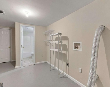 6031 Burnt Hickory Trail - Photo Thumbnail 41