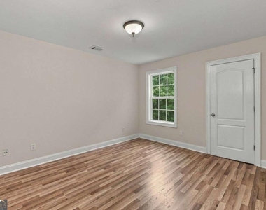 6031 Burnt Hickory Trail - Photo Thumbnail 28