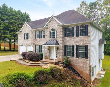 6031 Burnt Hickory Trail - Photo Thumbnail 3