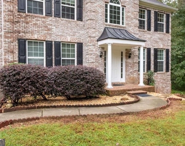 6031 Burnt Hickory Trail - Photo Thumbnail 4