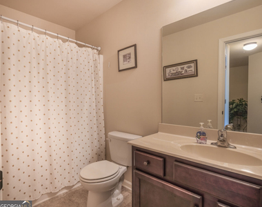 2711 Morgan Glen Road - Photo Thumbnail 17